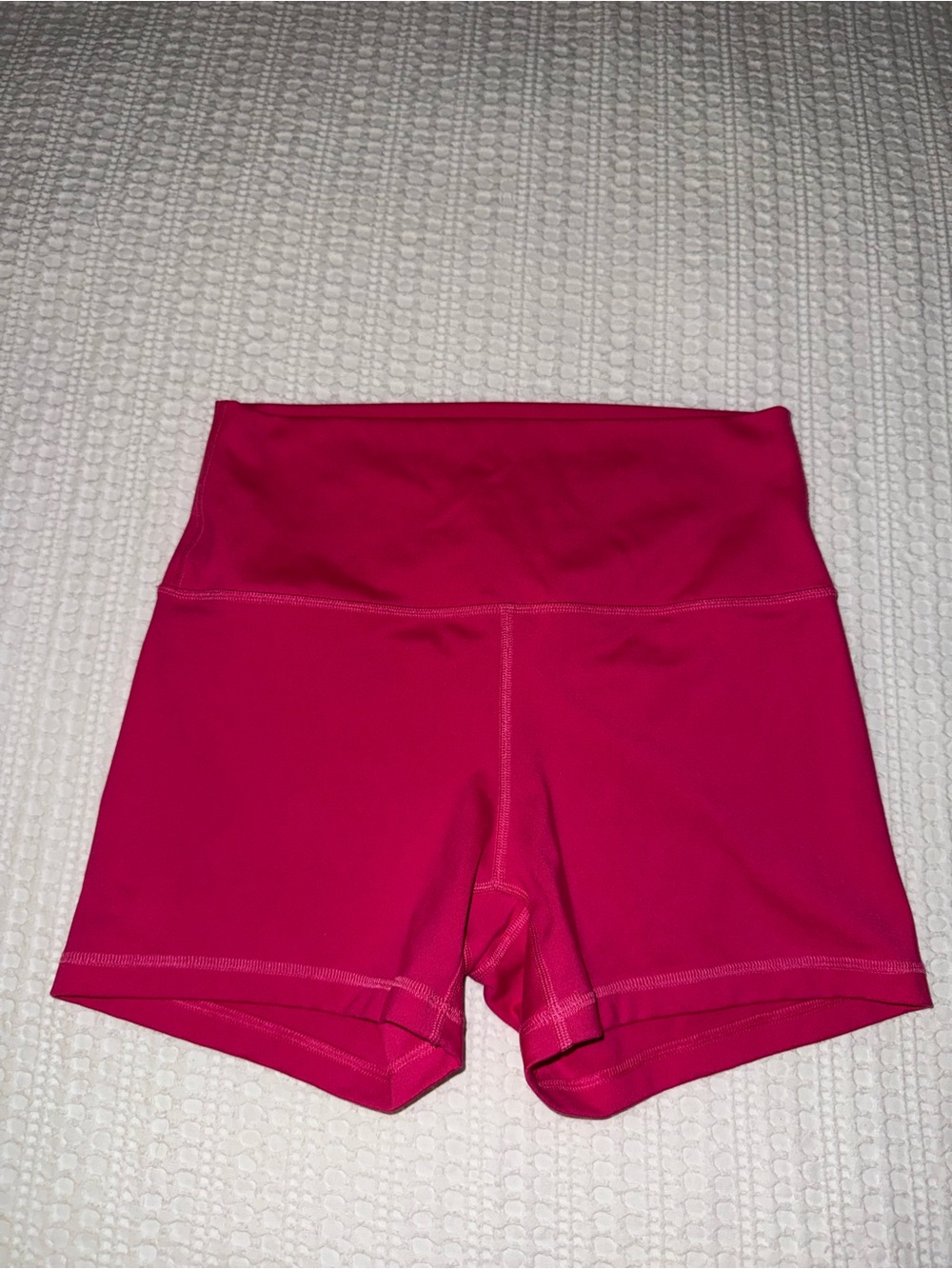 Gilly Hicks Go Recharge Pink shortie shorts size Large